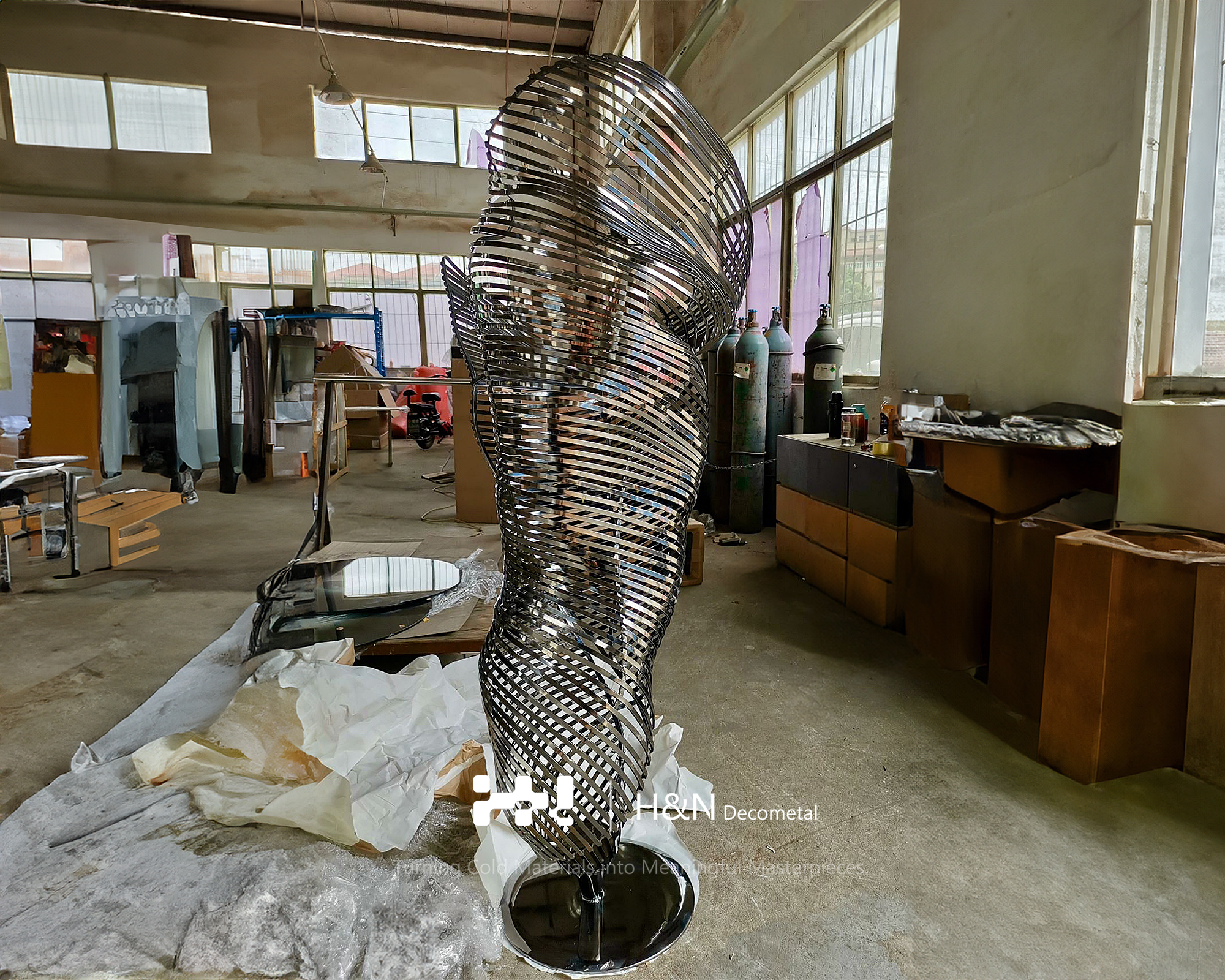 Unique_Stainless_Steel_Tornado_Sculpture_-_Custom_Art_(4).jpg