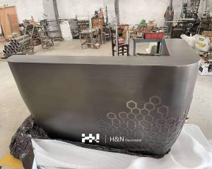 Custom Color Metal Reception Desk with Honeycomb Texture