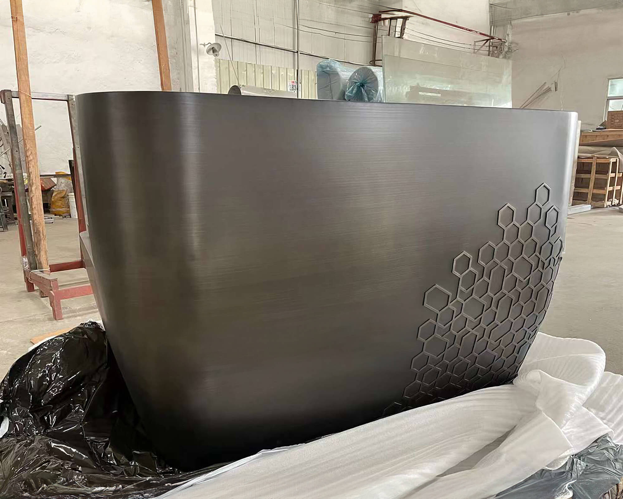 Custom Color Metal Reception Desk with Honeycomb Texture