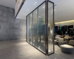 Hotel Glass Divider