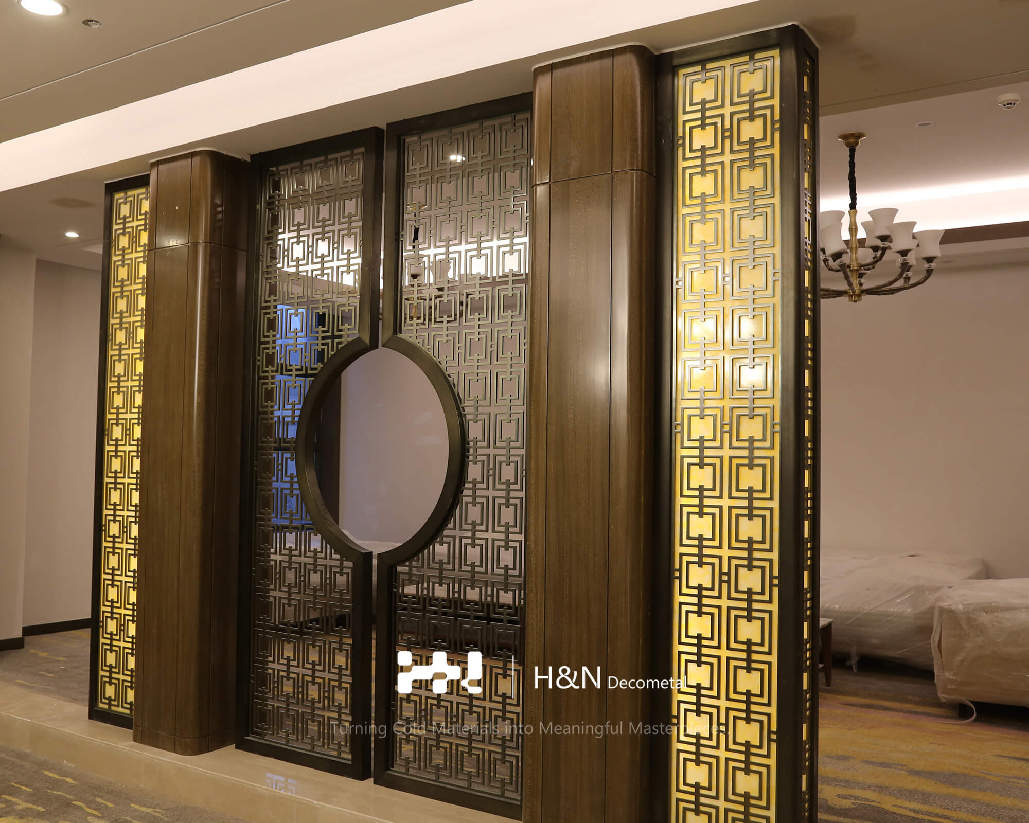 Hotel partition screen design